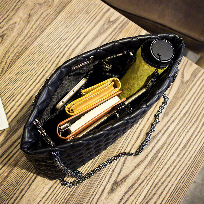 Sac à main bandoulière avec chaîne rhombique